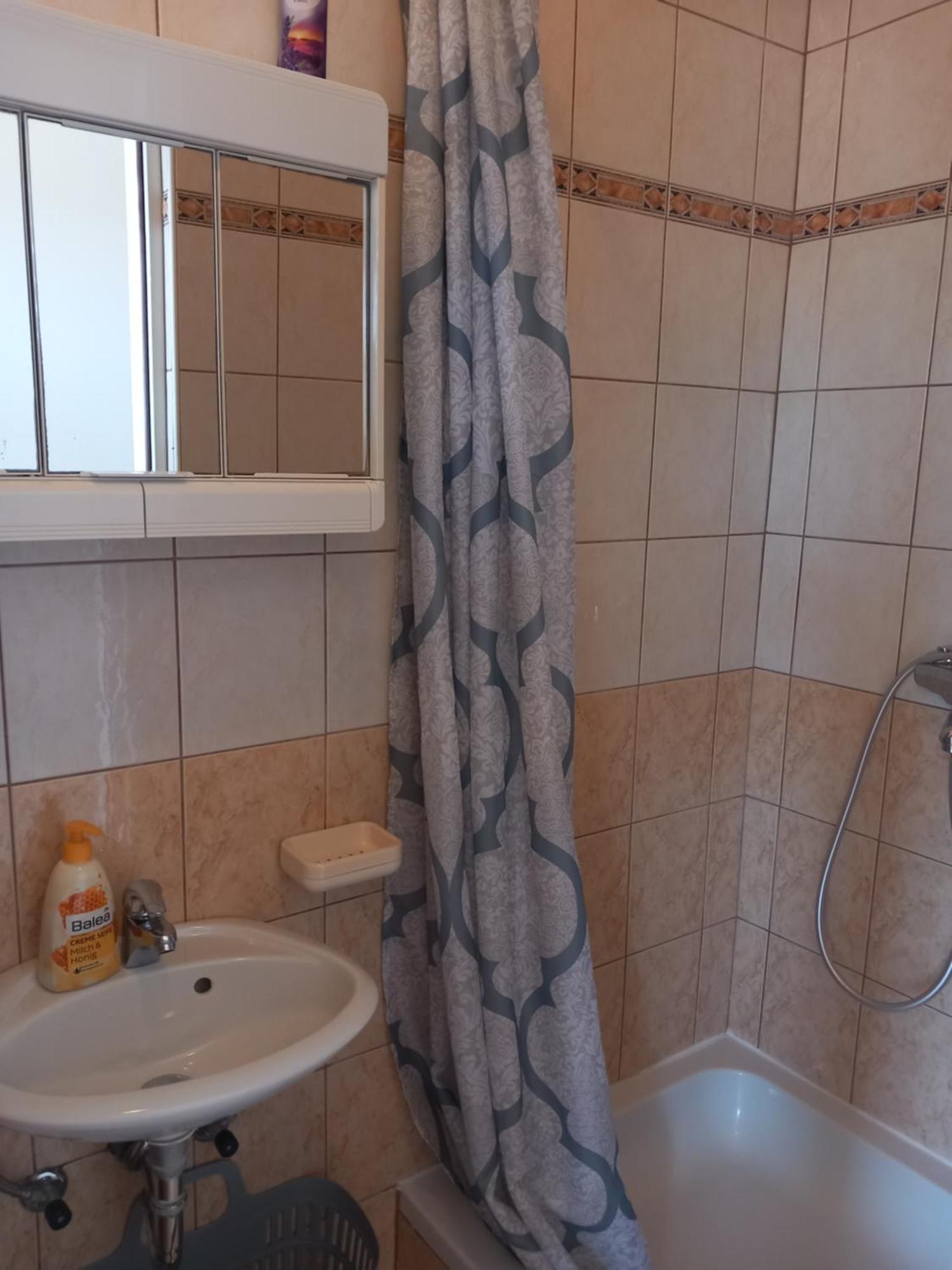Apartments Mira Lopar Bilik gambar